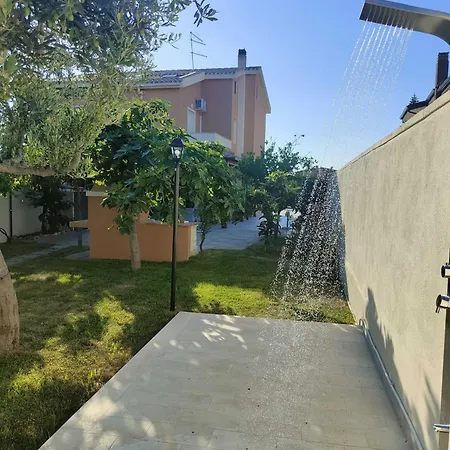 Antoinette * Quartu SantʼElena